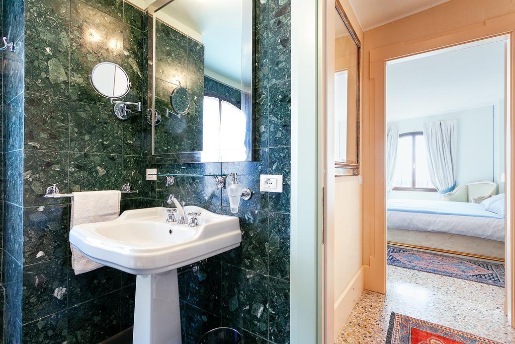 Deluxe Apartments Lagoon View Velence Kültér fotó