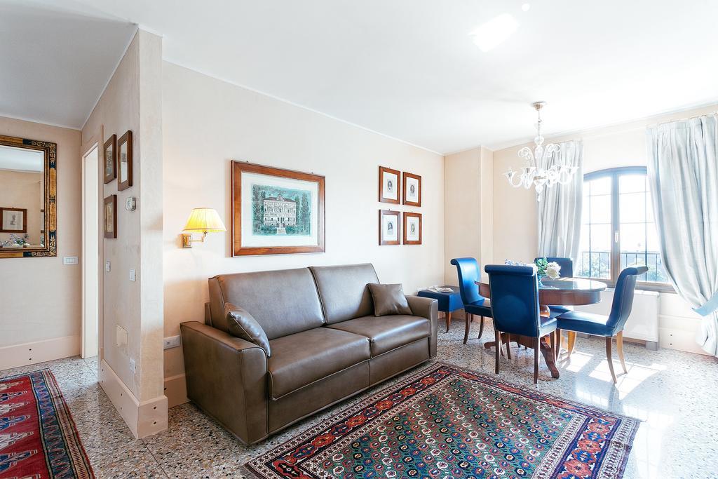 Deluxe Apartments Lagoon View Velence Kültér fotó