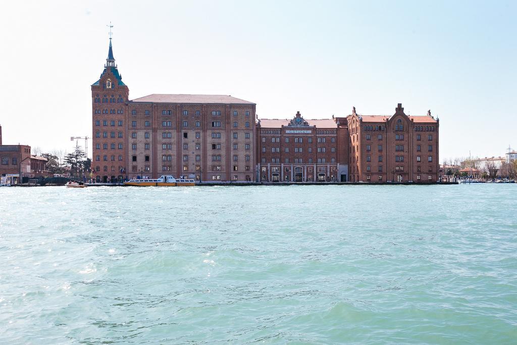 Deluxe Apartments Lagoon View Velence Kültér fotó