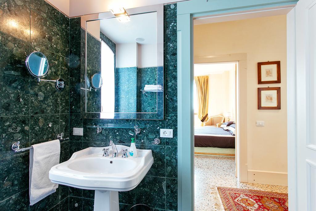 Deluxe Apartments Lagoon View Velence Kültér fotó