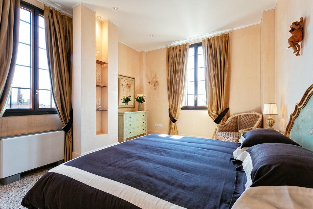 Deluxe Apartments Lagoon View Velence Kültér fotó